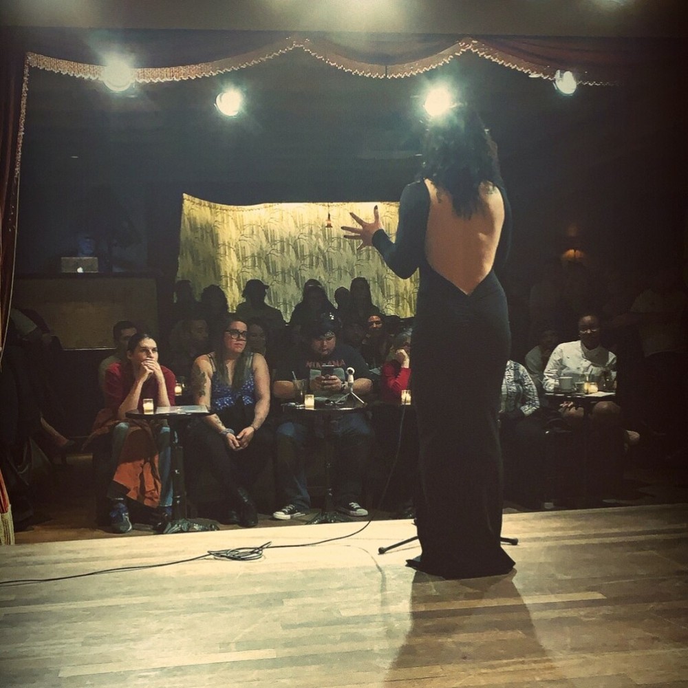 Meet your Posher, Deanna